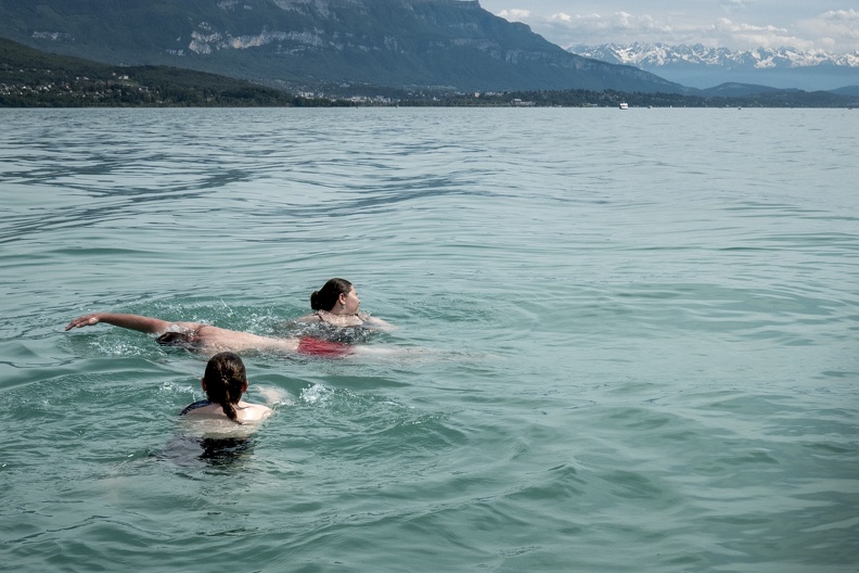 En famille (Lac du Bourget).jpg